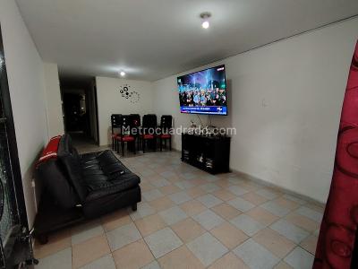 Casa en venta en Villa Maria, Bogotá · foto 2 de 20
