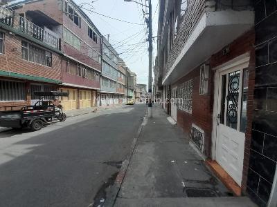 Casa de 5 alcobas en venta en Floresta Sur, Bogotá, 160 m² · foto 2 de 19