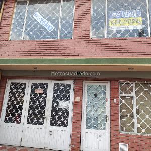 Casa de 5 alcobas en venta en Floralia Kennedy, Bogotá, 480 m² · foto 1 de 20
