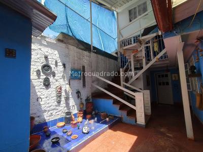 Casa de 5 alcobas en venta en Las Ferias, Bogotá, 447 m² · foto 5 de 14