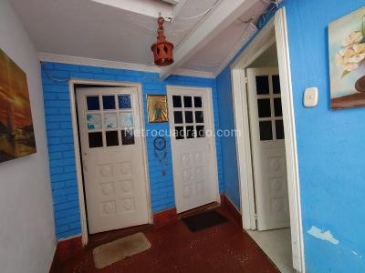 Casa de 5 alcobas en venta en Las Ferias, Bogotá, 447 m² · foto 6 de 14