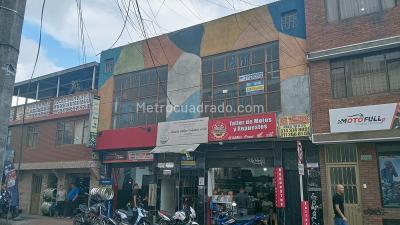 Casa de 5 alcobas en venta en Perdomo, Bogotá, 750 m² · foto 2 de 20