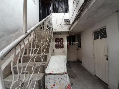 Casa de 5 alcobas en venta en Perdomo, Bogotá, 750 m² · foto 8 de 20
