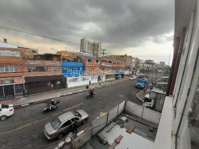 Casa de 5 alcobas en venta en Alqueria, Bogotá, 471 m² · foto 7 de 18