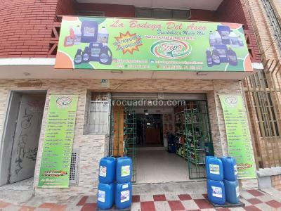 Casa de 5 alcobas en venta en Santa Librada, Bogotá, 300 m² · foto 2 de 20