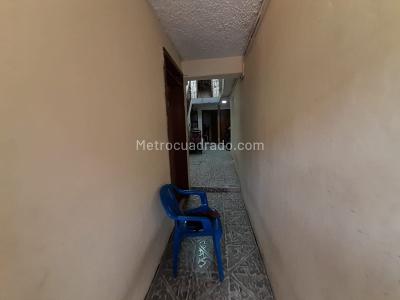Casa de 5 alcobas en venta en Santa Librada, Bogotá, 300 m² · foto 6 de 20