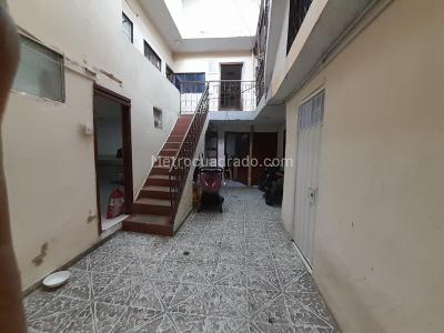 Casa de 5 alcobas en venta en Santa Librada, Bogotá, 300 m² · foto 9 de 20