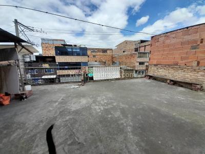 Casa de 5 alcobas en venta en Santa Librada, Bogotá, 300 m² · foto 17 de 20