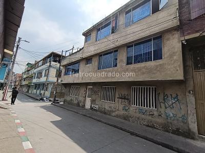 Casa de 5 alcobas en venta en Tayrona, Bogotá, 191 m² · foto 3 de 17