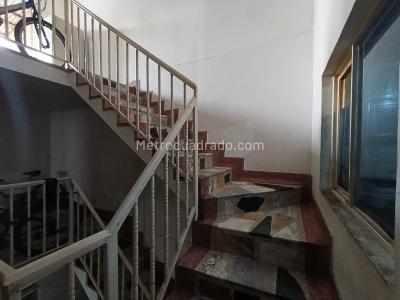 Casa de 5 alcobas en venta en Tayrona, Bogotá, 191 m² · foto 8 de 17