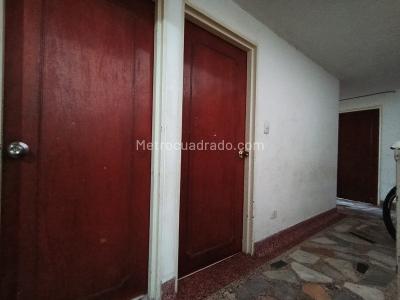 Casa de 5 alcobas en venta en Tayrona, Bogotá, 191 m² · foto 9 de 17