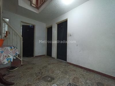 Casa de 5 alcobas en venta en Tayrona, Bogotá, 191 m² · foto 14 de 17