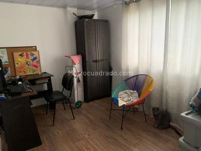 Apartamento de 5 alcobas en venta en La Riviera, Bogotá, 140 m² · foto 7 de 16
