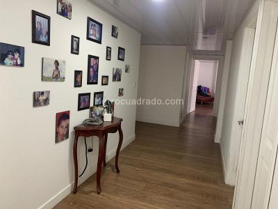 Apartamento de 5 alcobas en venta en La Riviera, Bogotá, 140 m² · foto 11 de 16