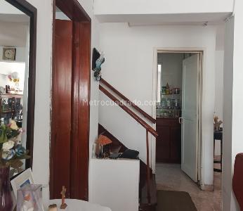 Casa de 5 alcobas en venta en Eduardo Frei, Bogotá, 260 m² · foto 17 de 20