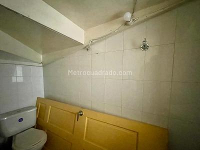 Casa de 5 alcobas en venta en Quesada, Bogotá, 318 m² · foto 16 de 20