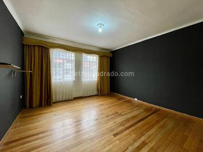 Casa de 5 alcobas en venta en Quesada, Bogotá, 318 m² · foto 18 de 20
