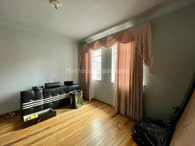 Casa de 5 alcobas en venta en Quesada, Bogotá, 318 m² · foto 19 de 20