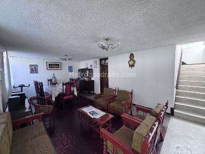 Casa de 5 alcobas en venta en Sosiego, Bogotá, 211 m² · foto 4 de 18