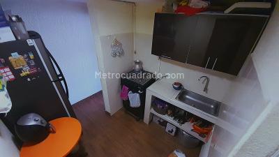 Casa de 5 alcobas en venta en Laureles Bosa, Bogotá, 521 m² · foto 11 de 20