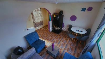 Casa de 5 alcobas en venta en Laureles Bosa, Bogotá, 521 m² · foto 14 de 20