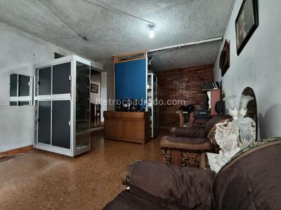 Casa de 5 alcobas en venta en Modelo Sur, Bogotá, 267 m² · foto 3 de 20