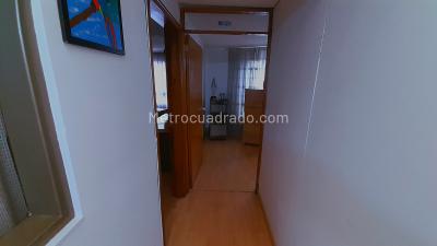 Casa de 3 alcobas en venta en Carlos Alban Bosa, Bogotá, 460 m² · foto 17 de 20