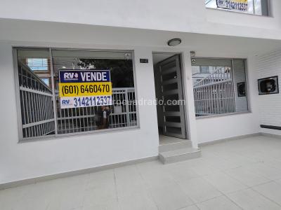 Casa de 5 alcobas en venta en Normandia Occidental, Bogotá, 291 m² · foto 2 de 20