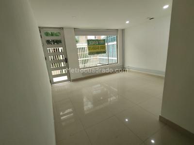 Casa de 5 alcobas en venta en Normandia Occidental, Bogotá, 291 m² · foto 3 de 20