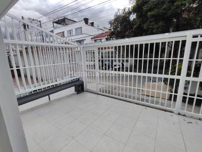 Casa de 5 alcobas en venta en Normandia Occidental, Bogotá, 291 m² · foto 4 de 20