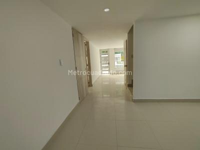 Casa de 5 alcobas en venta en Normandia Occidental, Bogotá, 291 m² · foto 7 de 20