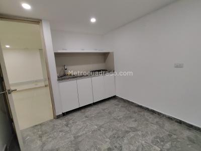 Casa de 5 alcobas en venta en Normandia Occidental, Bogotá, 291 m² · foto 9 de 20
