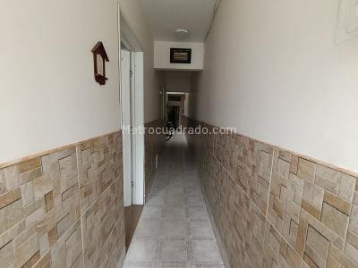 Casa de 5 alcobas en venta en La Libertad Barrios Unidos, Bogotá, 164 m² · foto 2 de 20
