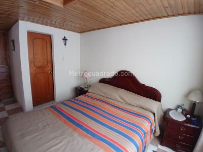 Casa de 5 alcobas en venta en La Campiña, Bogotá, 387 m² · foto 14 de 20