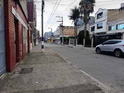 Casa de 5 alcobas en venta en El Olivo Fontibon, Bogotá, 259 m² · foto 3 de 20