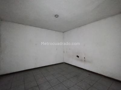 Casa de 5 alcobas en venta en El Olivo Fontibon, Bogotá, 259 m² · foto 5 de 20
