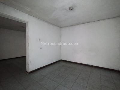 Casa de 5 alcobas en venta en El Olivo Fontibon, Bogotá, 259 m² · foto 6 de 20