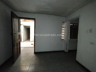 Casa de 5 alcobas en venta en El Olivo Fontibon, Bogotá, 259 m² · foto 8 de 20