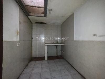Casa de 5 alcobas en venta en El Olivo Fontibon, Bogotá, 259 m² · foto 9 de 20