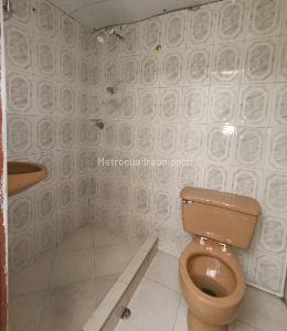 Casa de 5 alcobas en venta en El Olivo Fontibon, Bogotá, 259 m² · foto 16 de 20