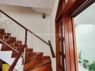 Casa de 5 alcobas en venta en Santa Matilde, Bogotá, 255 m² · foto 7 de 20