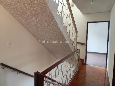 Casa de 5 alcobas en venta en Santa Matilde, Bogotá, 255 m² · foto 11 de 20