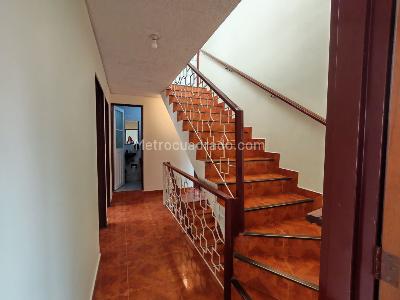 Casa de 5 alcobas en venta en Santa Matilde, Bogotá, 255 m² · foto 13 de 20