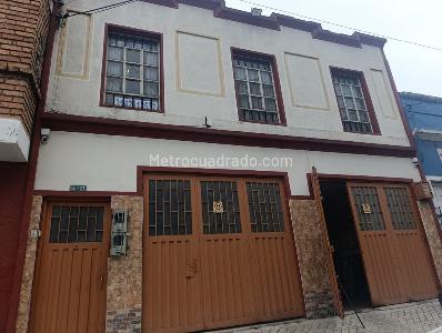 Casa de 5 alcobas en venta en San Fernando, Bogotá, 160 m² · foto 2 de 20