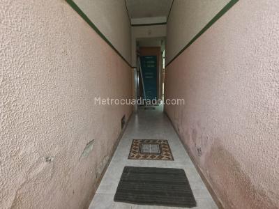 Casa de 5 alcobas en venta en San Fernando, Bogotá, 160 m² · foto 3 de 20