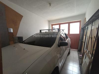 Casa de 5 alcobas en venta en San Fernando, Bogotá, 160 m² · foto 5 de 20