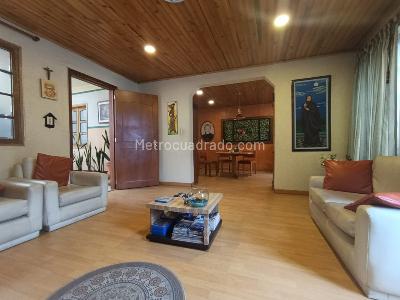 Casa de 5 alcobas en venta en San Fernando, Bogotá, 160 m² · foto 19 de 20
