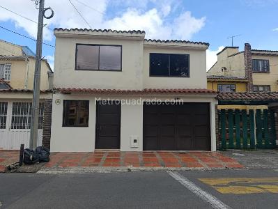Casa en Venta, Las Margaritas, Bogotá D.C.