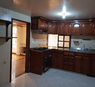 Apartamento en venta en Santa Barbara Occidental, Bogotá · foto 10 de 20