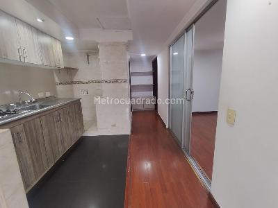 Casa de 5 alcobas en venta en Las Ferias, Bogotá, 280 m² · foto 12 de 20
